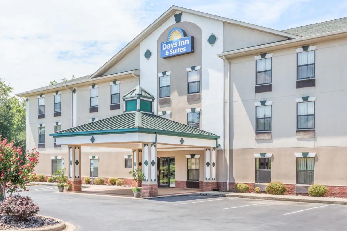 Hotel Super 8 By Wyndham Morganton Extérieur photo